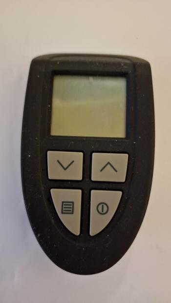 DRU  customers remote control for repair
