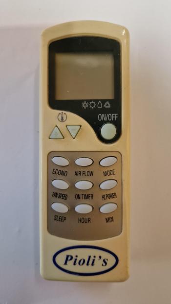 Pioli's  AC Remote Control Repair