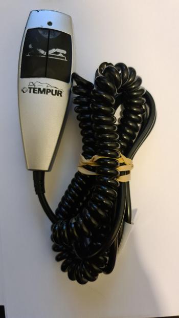 Tempur  customers remote control for repair