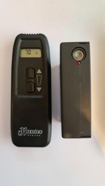 Mérite Maxitrol  customers remote control for repair