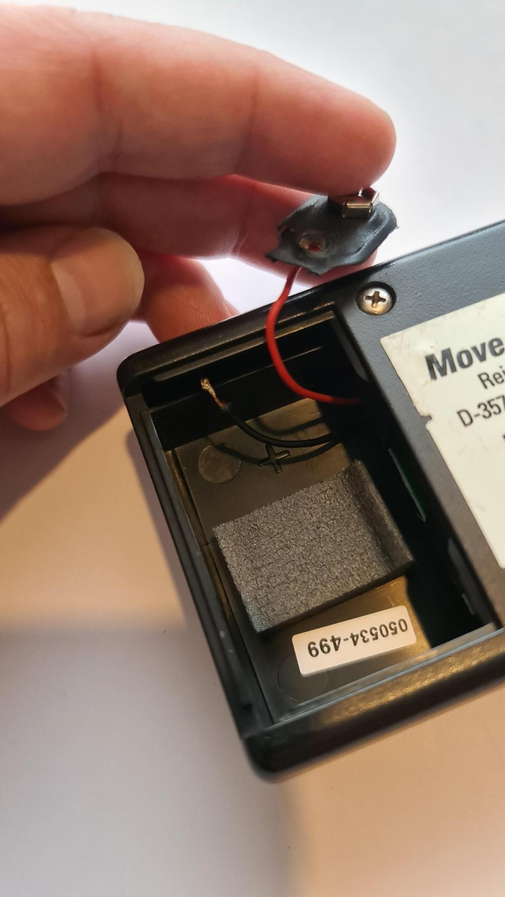 Reich  Remote Control - Inside Image
