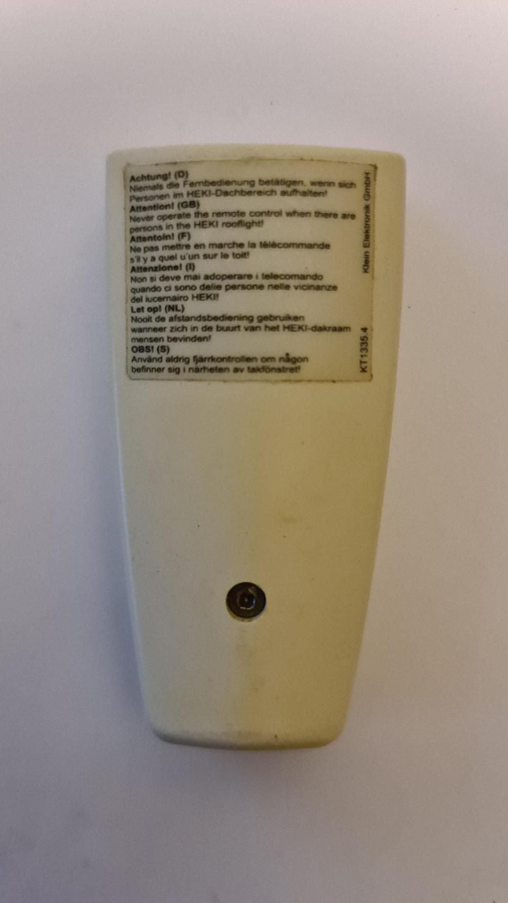 Domestic Heki 4plus Skylight Remote Control - Back Image