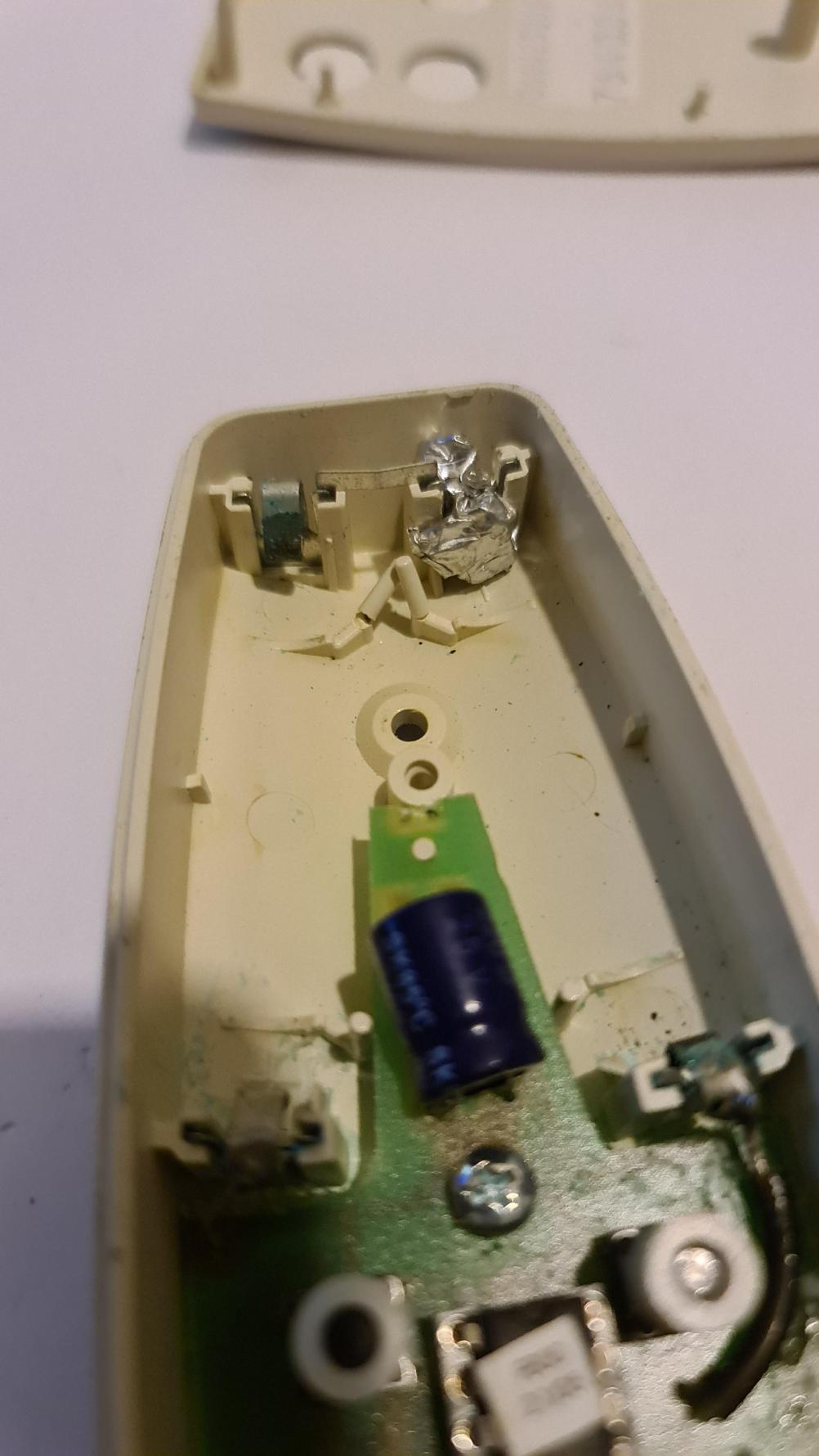 Domestic Heki 4plus Skylight Remote Control - Inside Image