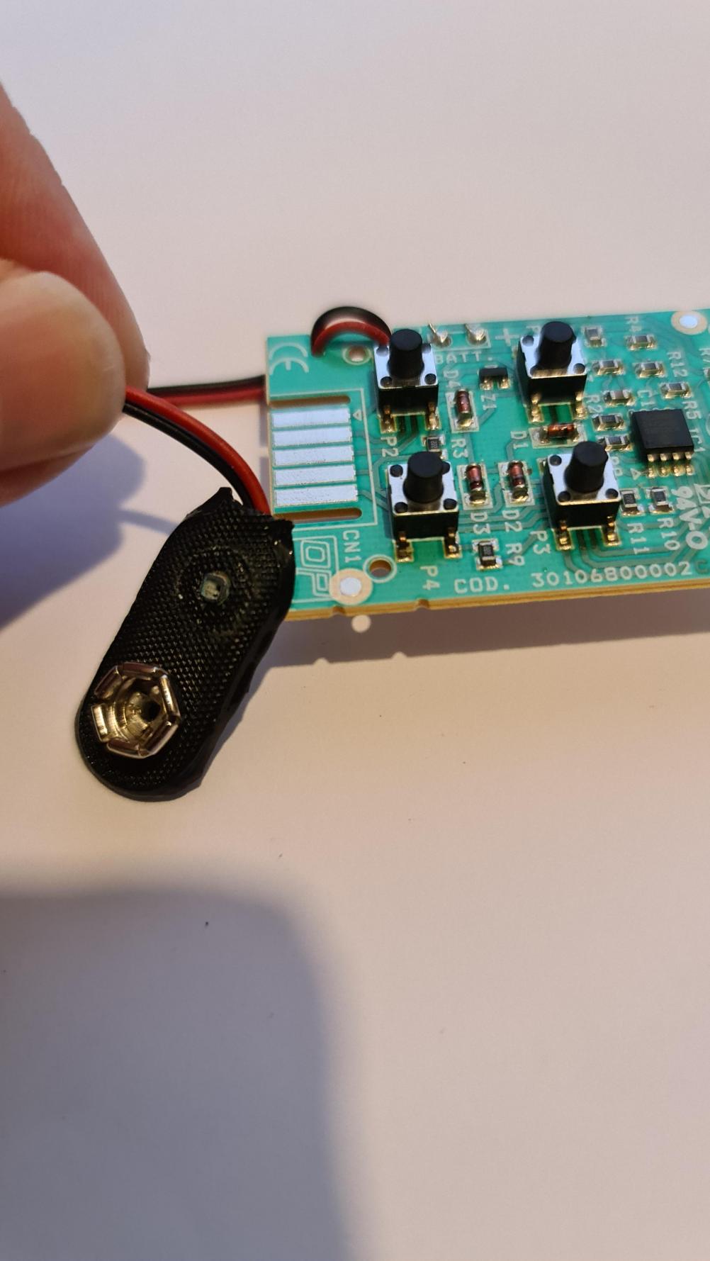 Brilliant Ledge 30 Remote Control - Inside Image