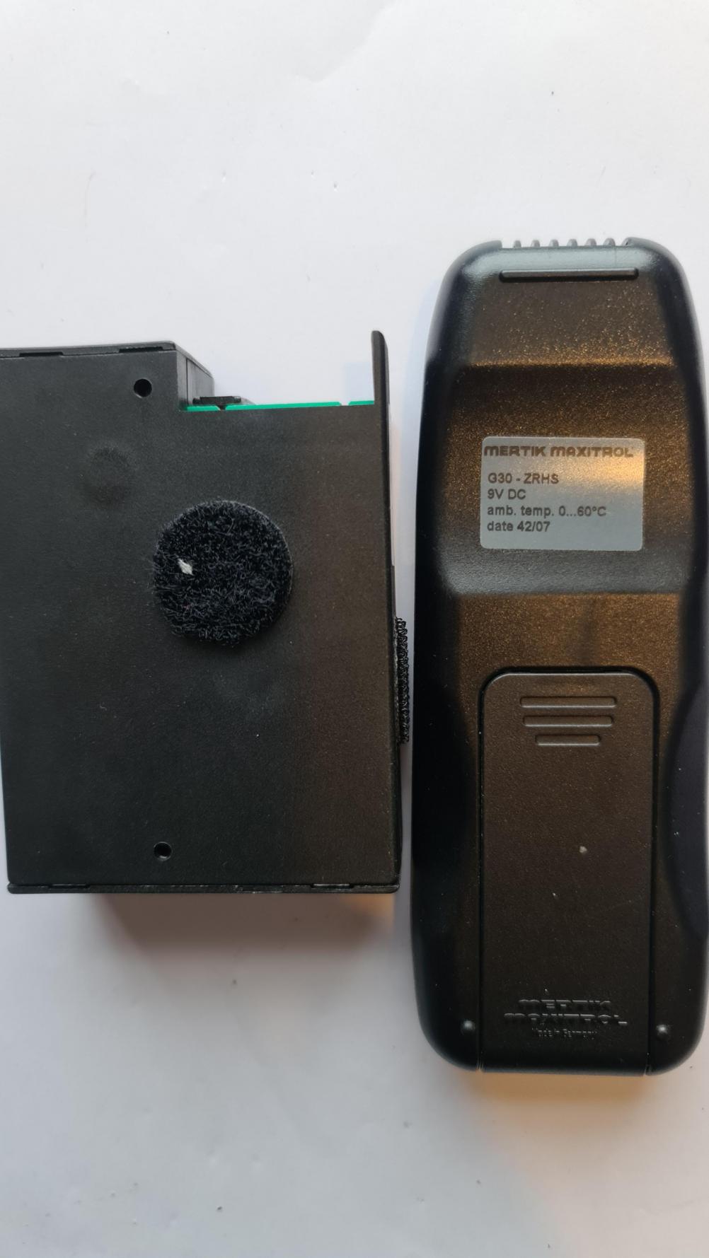 Mertik Maxitrol  G30-ZRRS Remote Control - Back Image