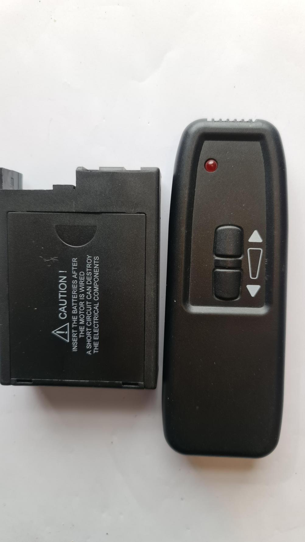 Mertik Maxitrol  G30-ZRRS Remote Control - Front Image