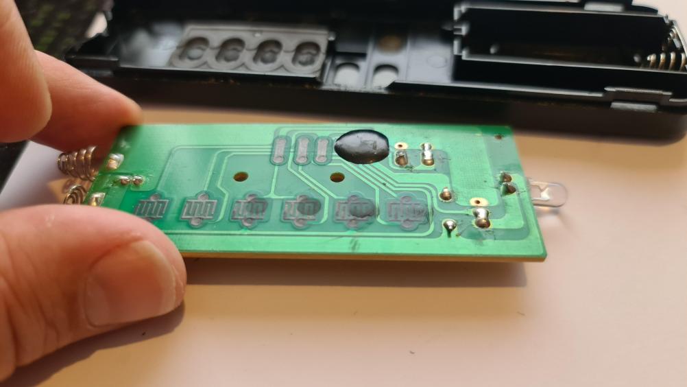 Flavel RCS 001c Remote Control - Inside Image