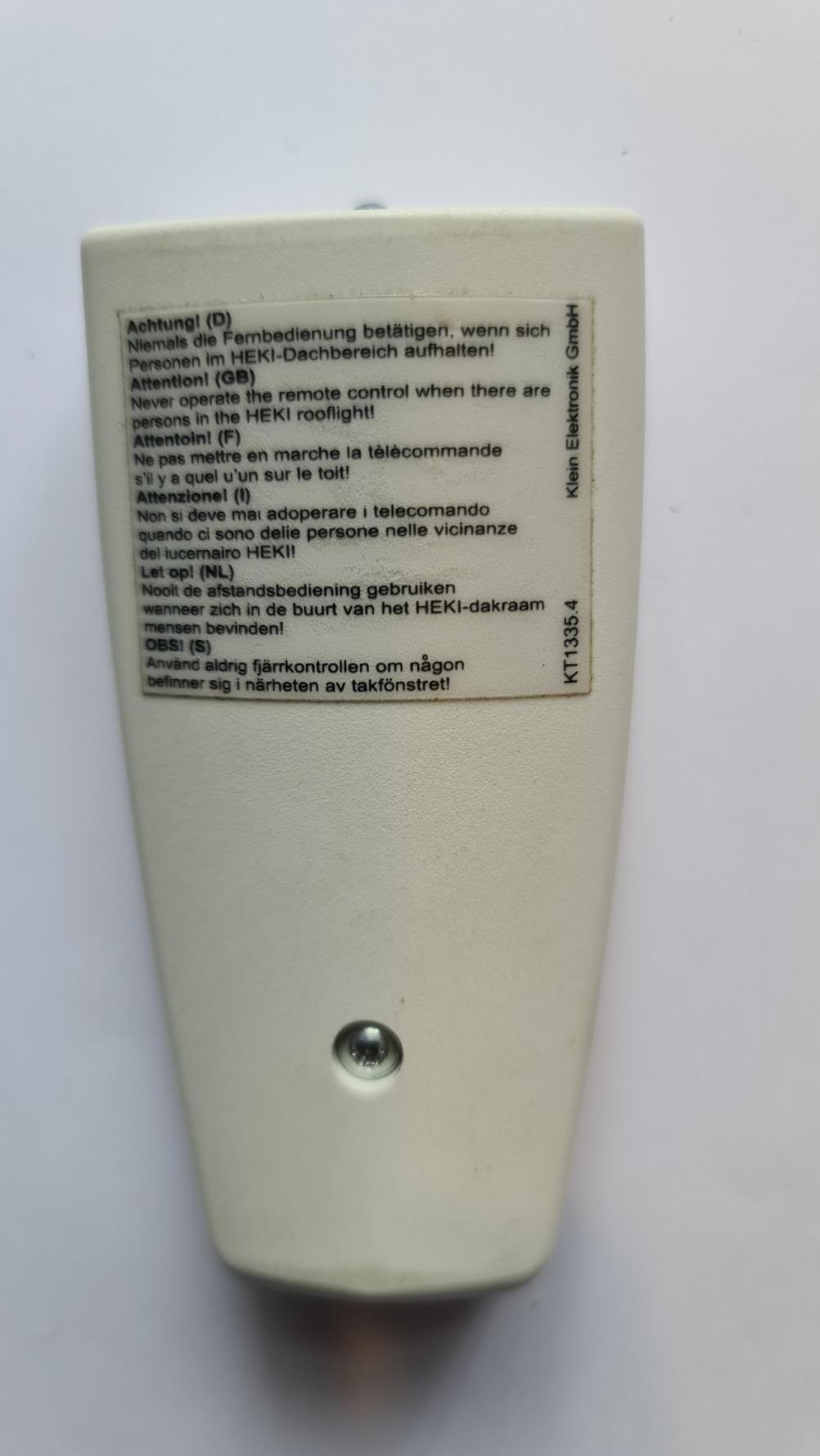 Dometic  HEKI 4 Remote Control - Back Image