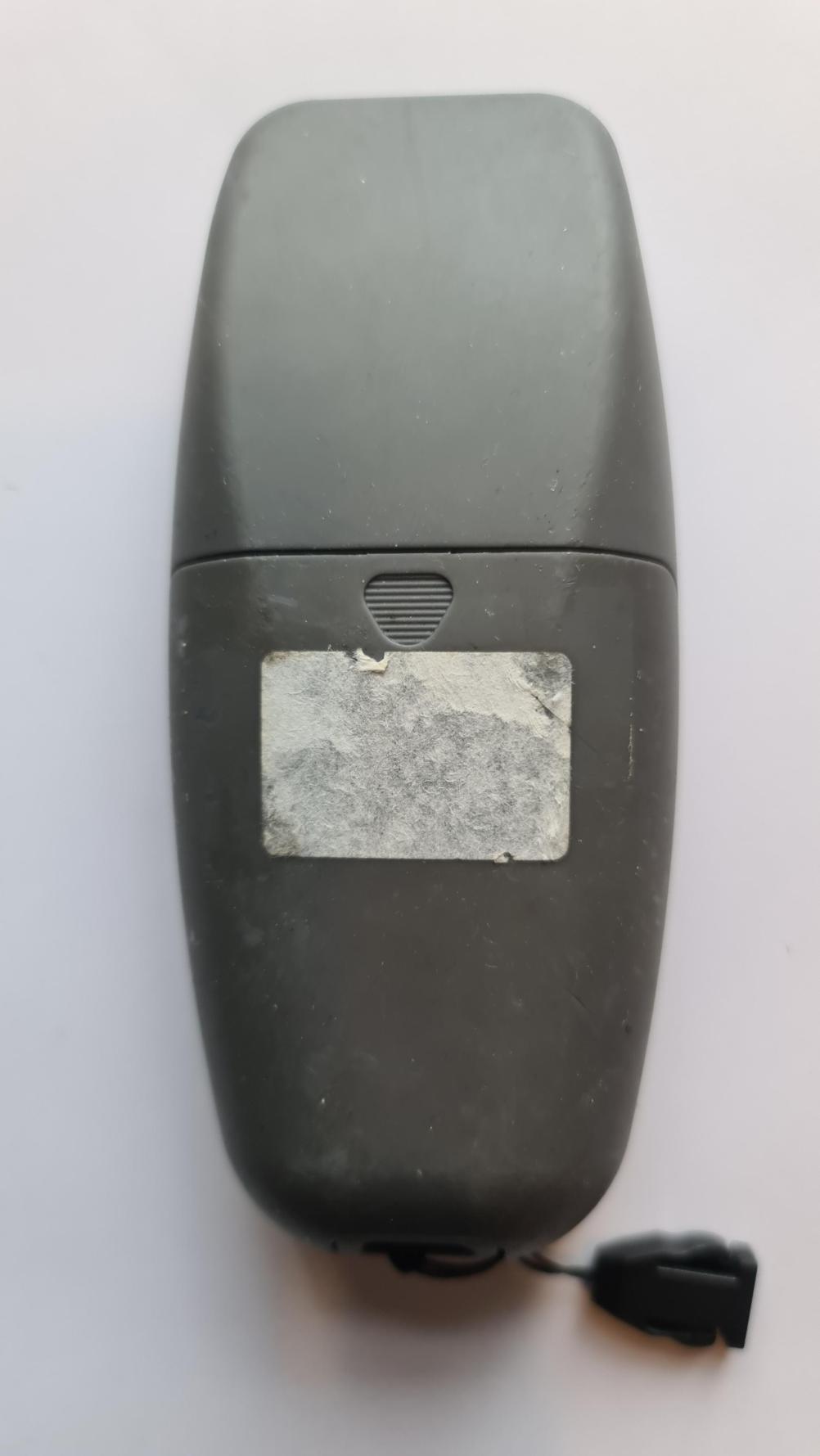 Purple line Quattro   Remote Control - Back Image