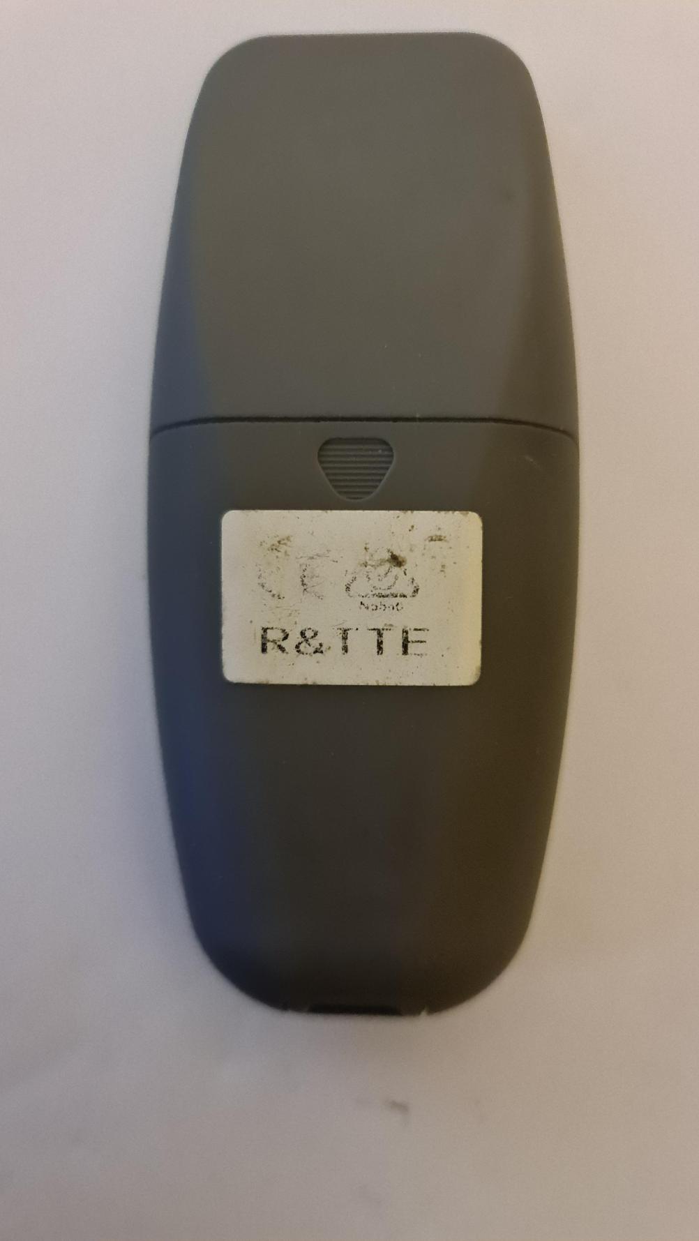 E go  Quattro Remote Control - Back Image