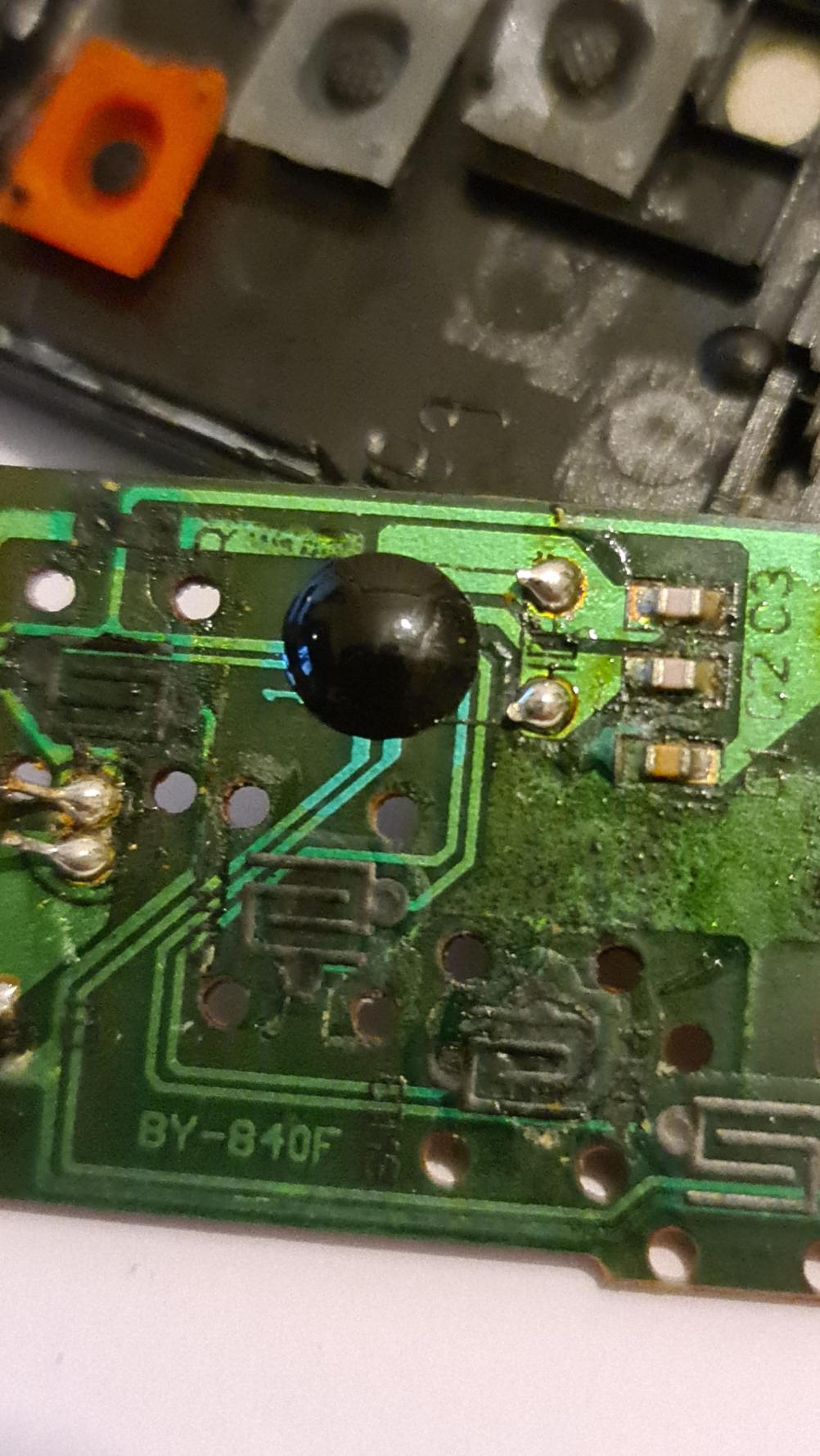 Valor  Remote Control - Inside Image