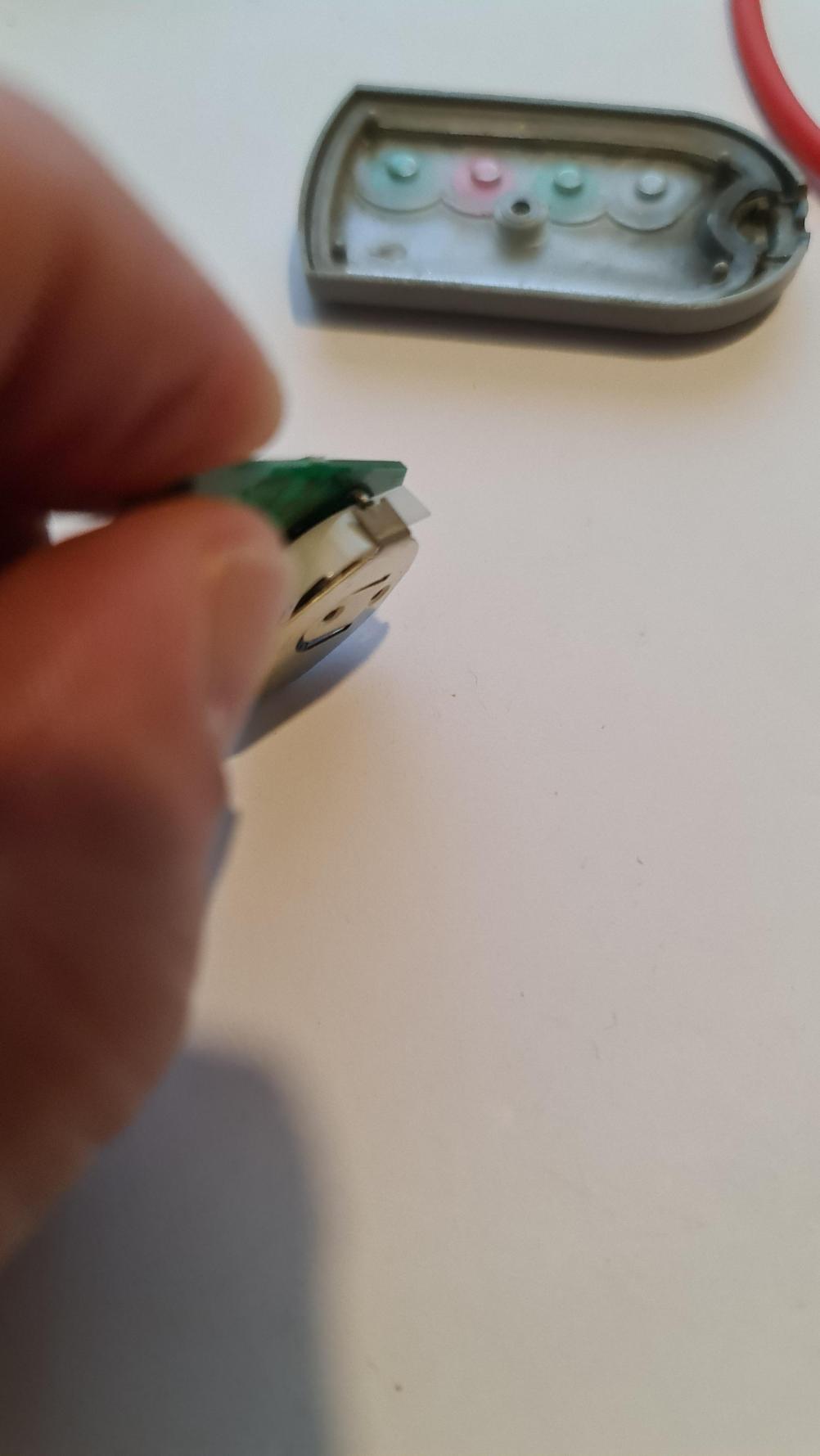PDT KF04 Remote Control - Inside Image