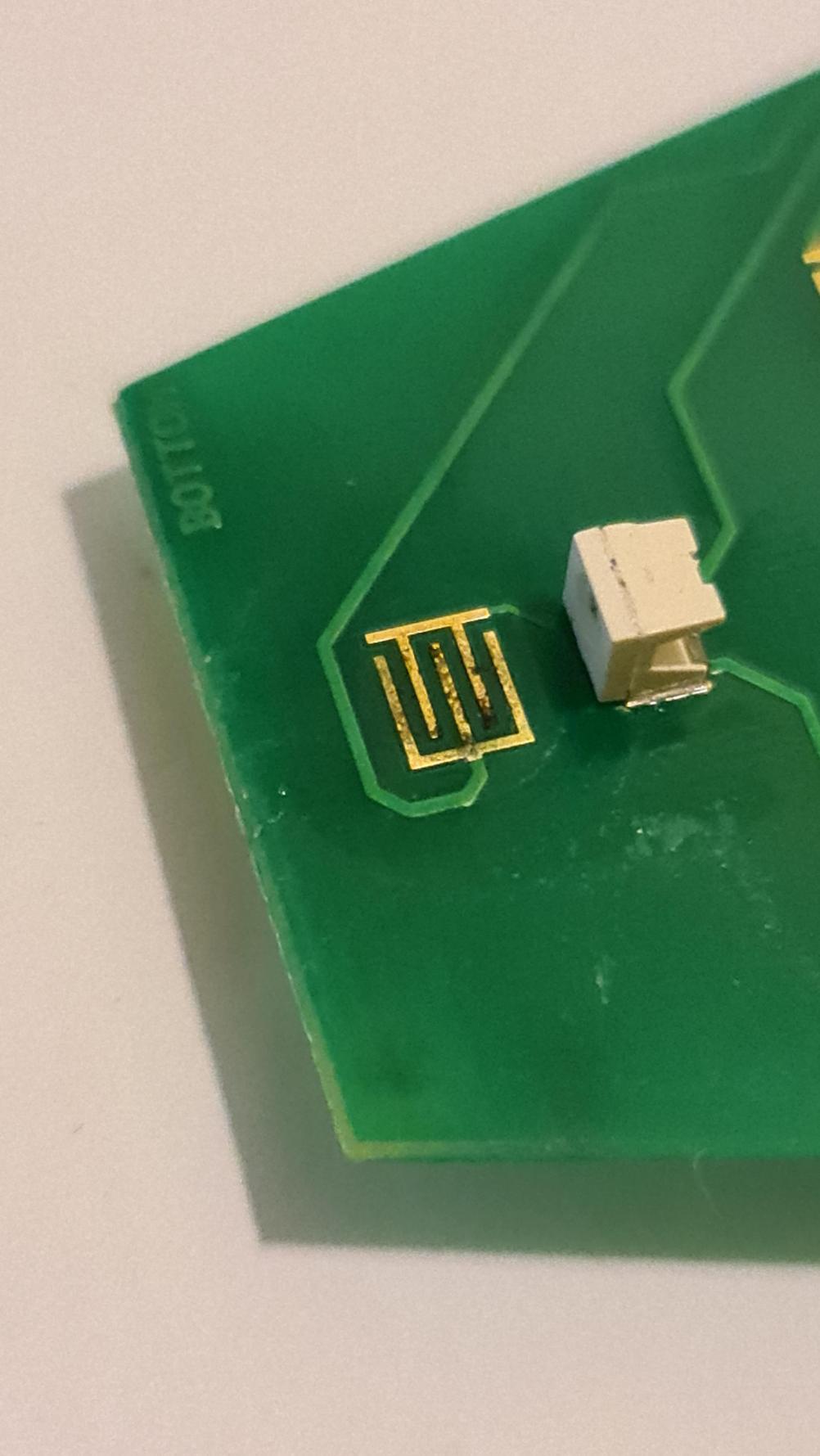 REICH  Remote Control - Inside Image