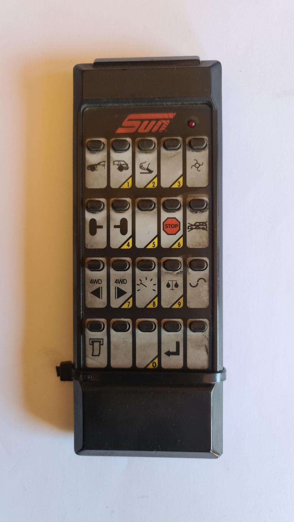 Sun  sba2000/2080 Remote Control - Front Image