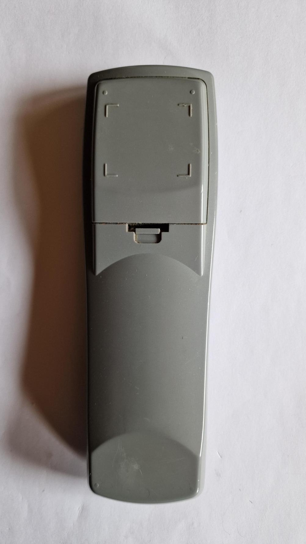 Yamaha  Remote Control - Back Image