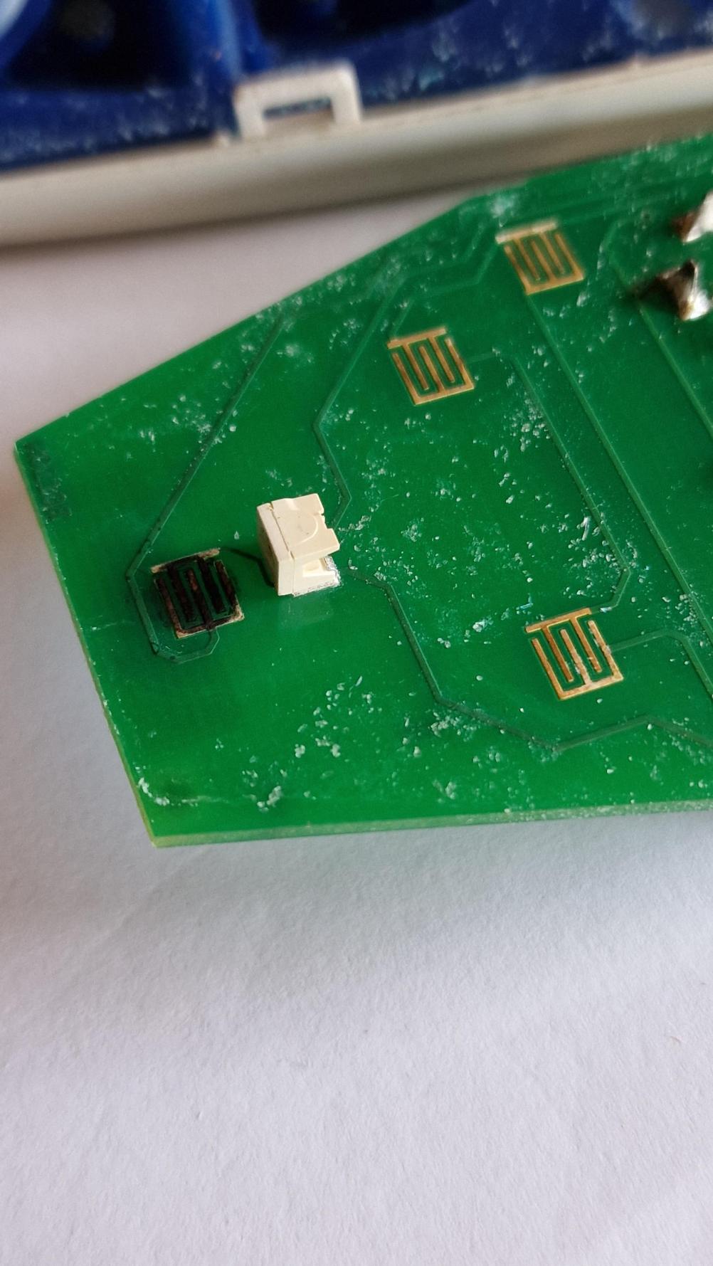 Reich   Remote Control - Inside Image