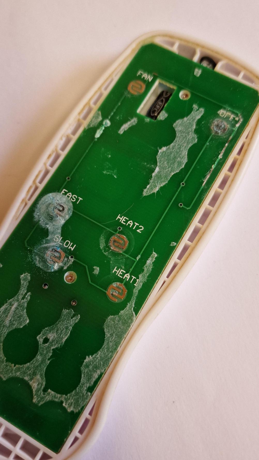 Triton  Remote Control - Inside Image