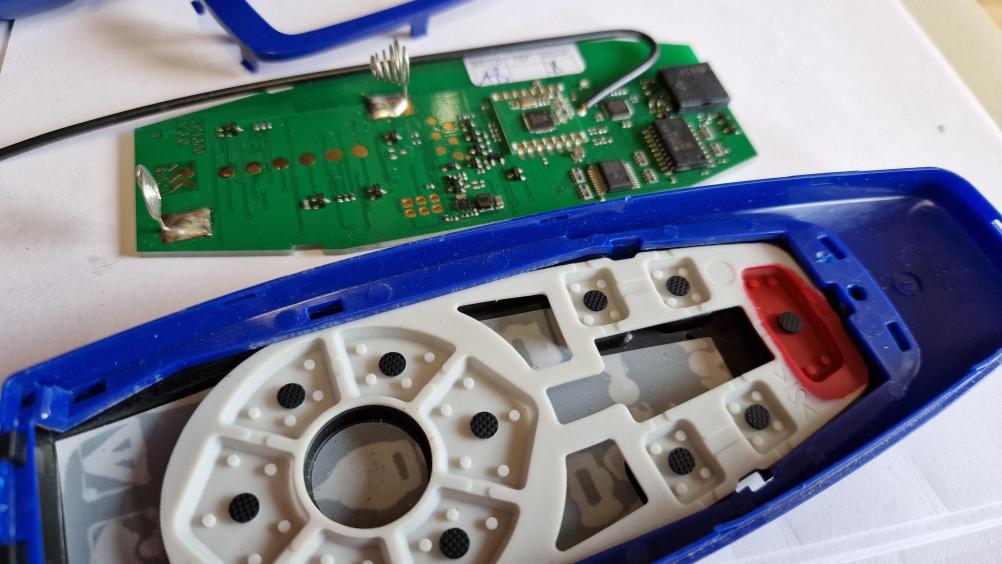 Reich  Remote Control - Inside Image