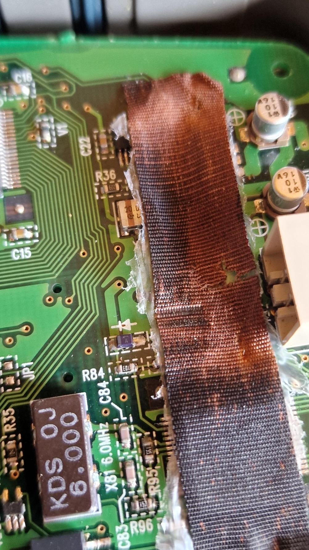 Pioneer  AXD7540 Remote Control - Inside Image