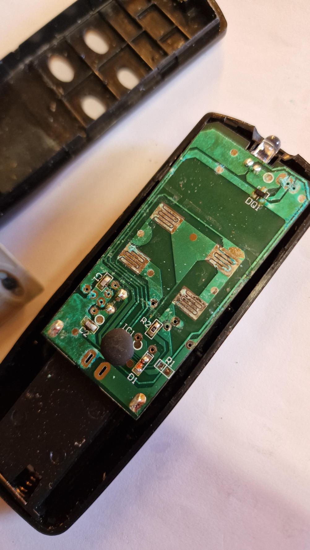 Dimplex  rc01-008 Remote Control - Inside Image