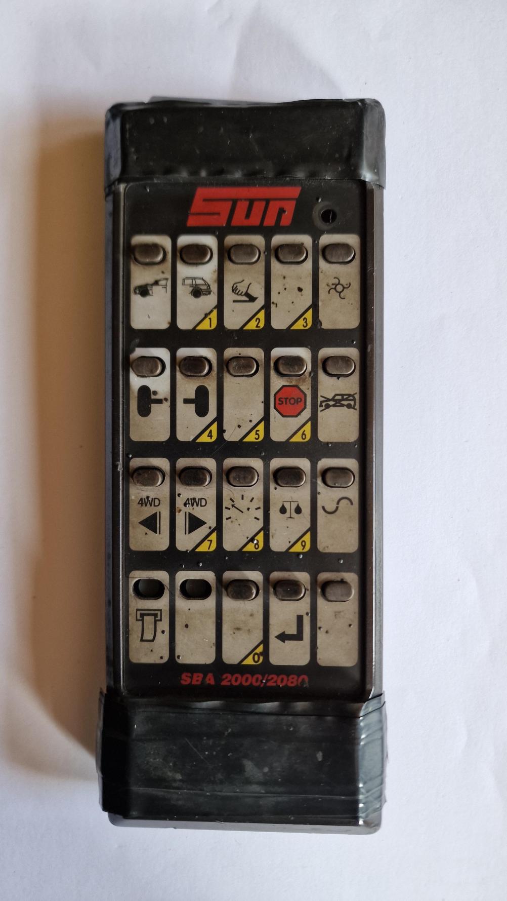 Sun  SBA 2000/2080 Remote Control - Front Image