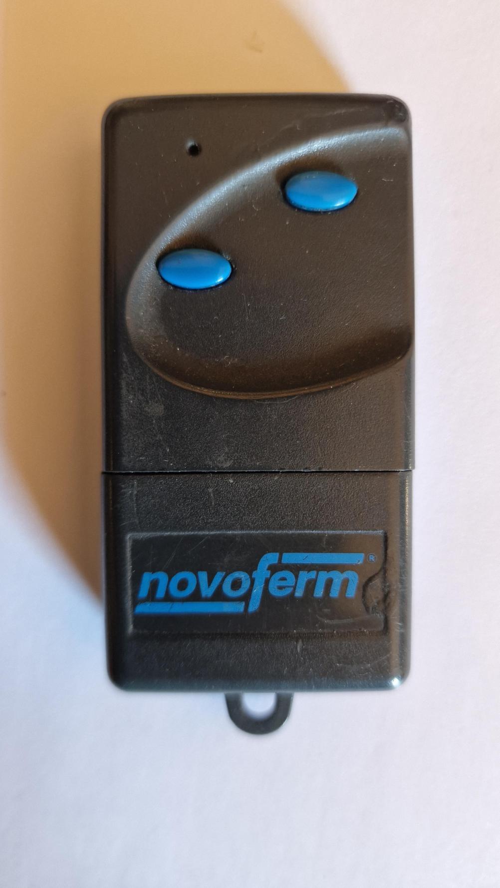 Novoferm novotron 302 Remote Control - Front Image