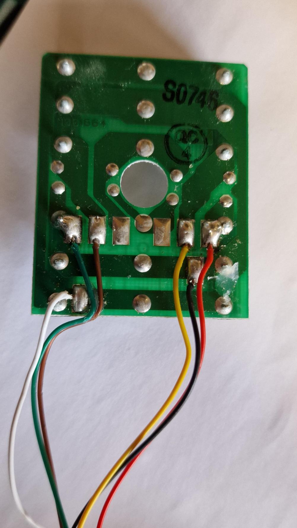 Dewert  46357 Remote Control - Inside Image