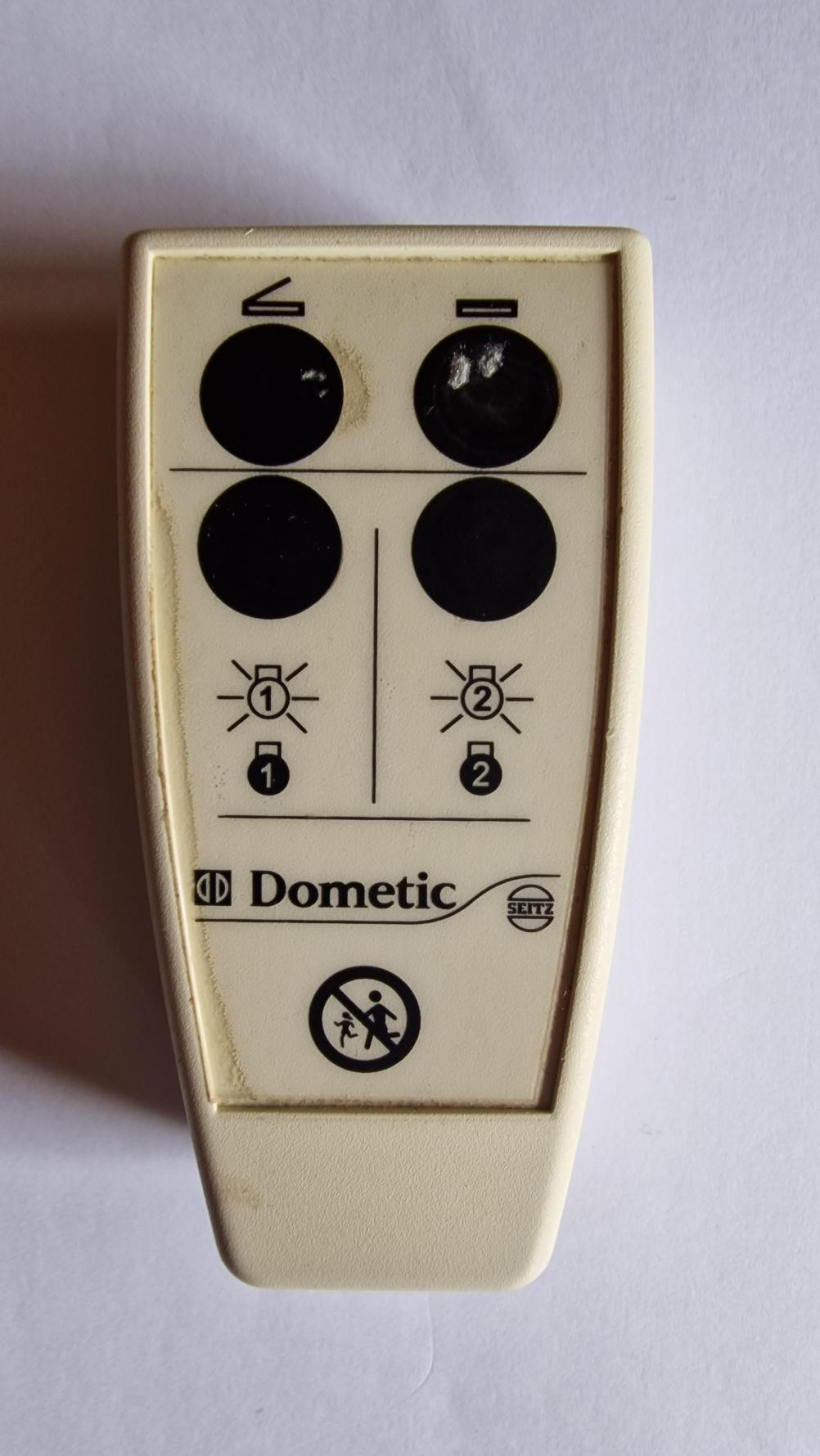 Dometic heki  Remote Control - Front Image