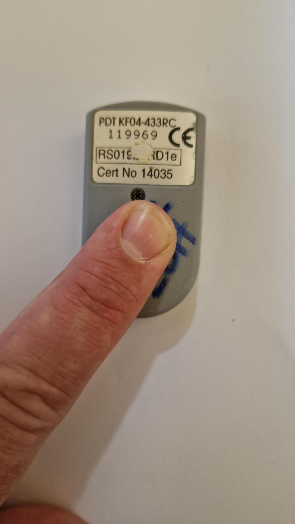 PDT KF04  Remote Control - Back Image
