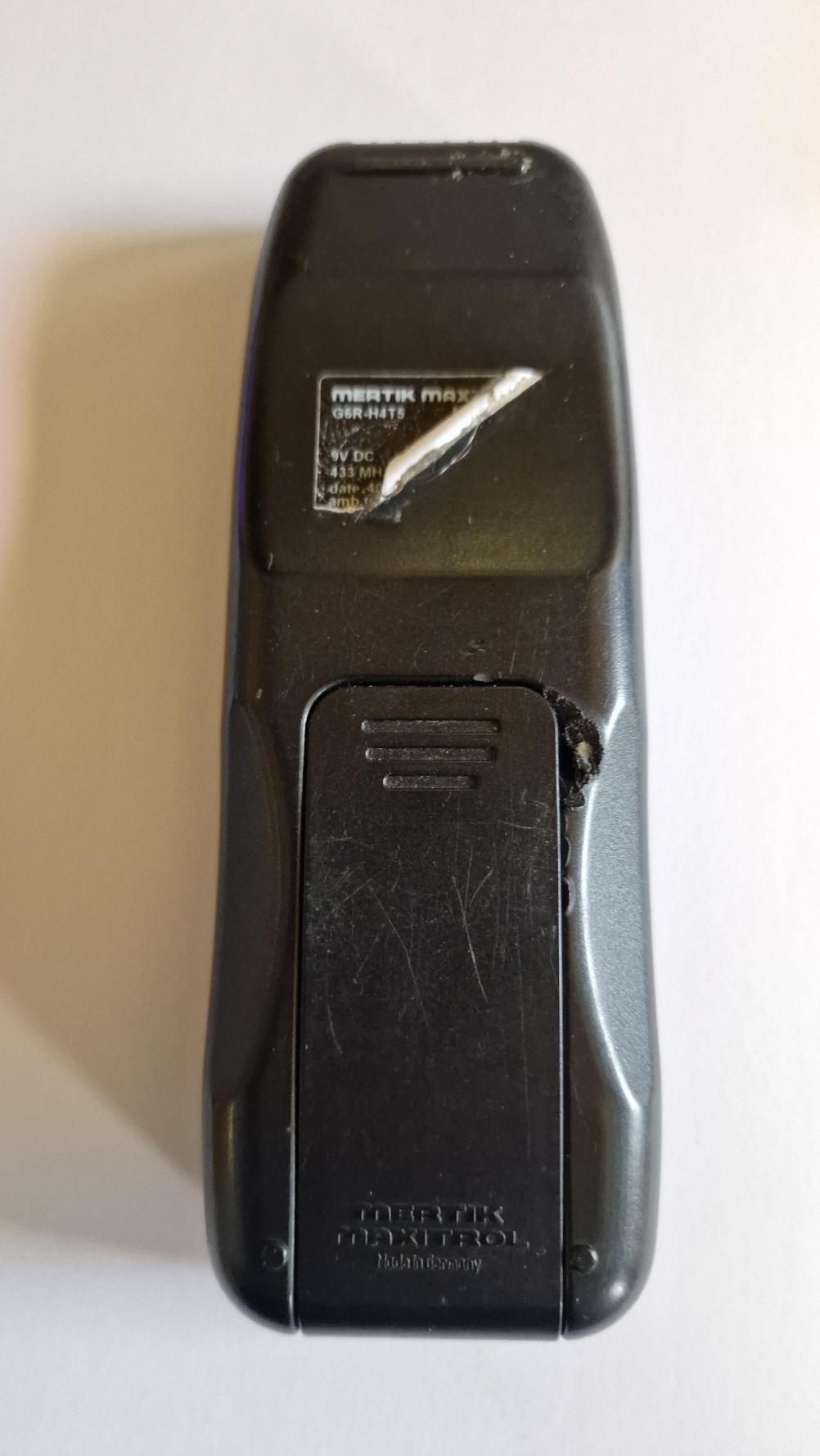 Mertix Maxitriol  Remote Control - Back Image