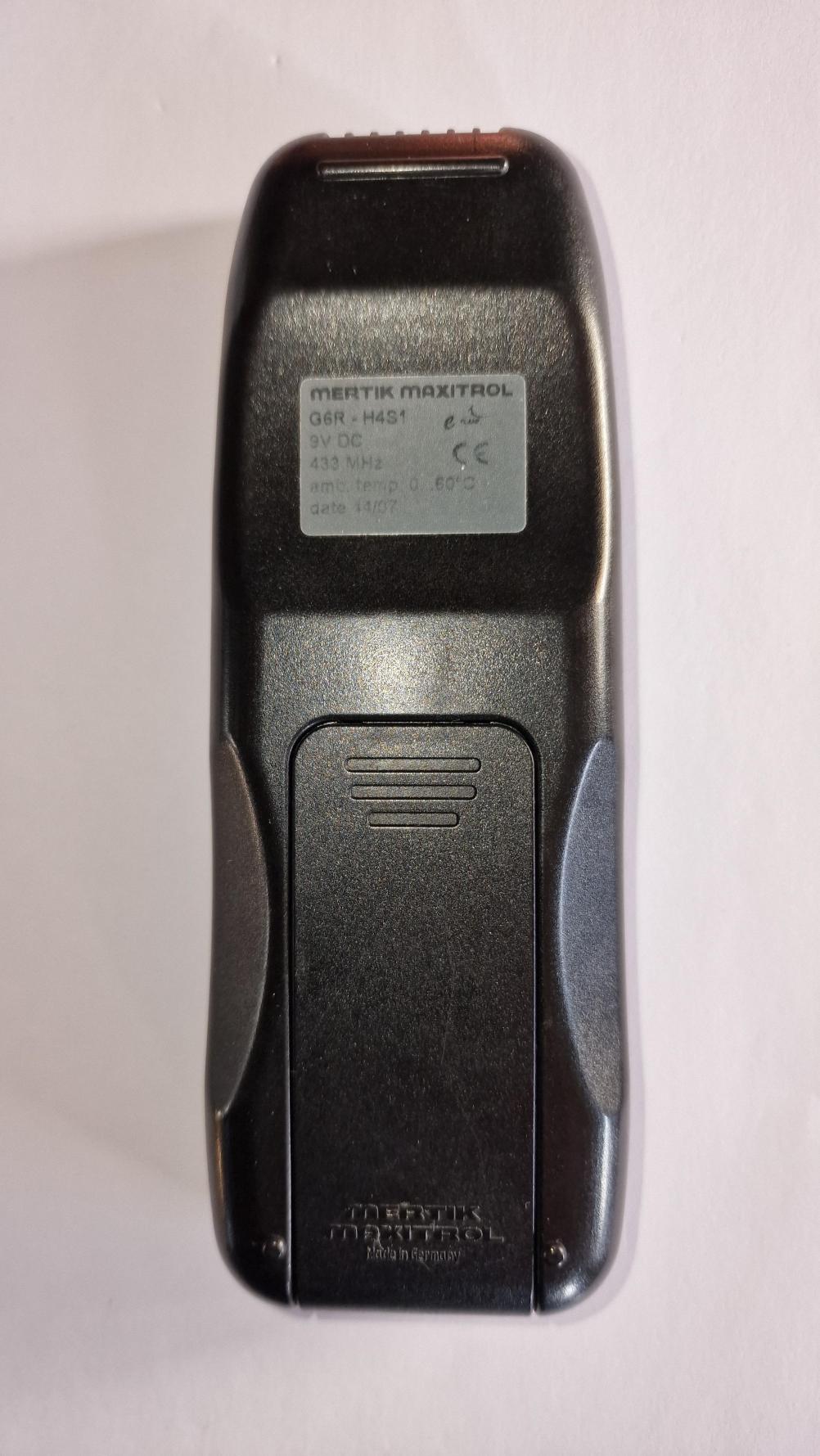 Mertik maxitrol  Remote Control - Back Image