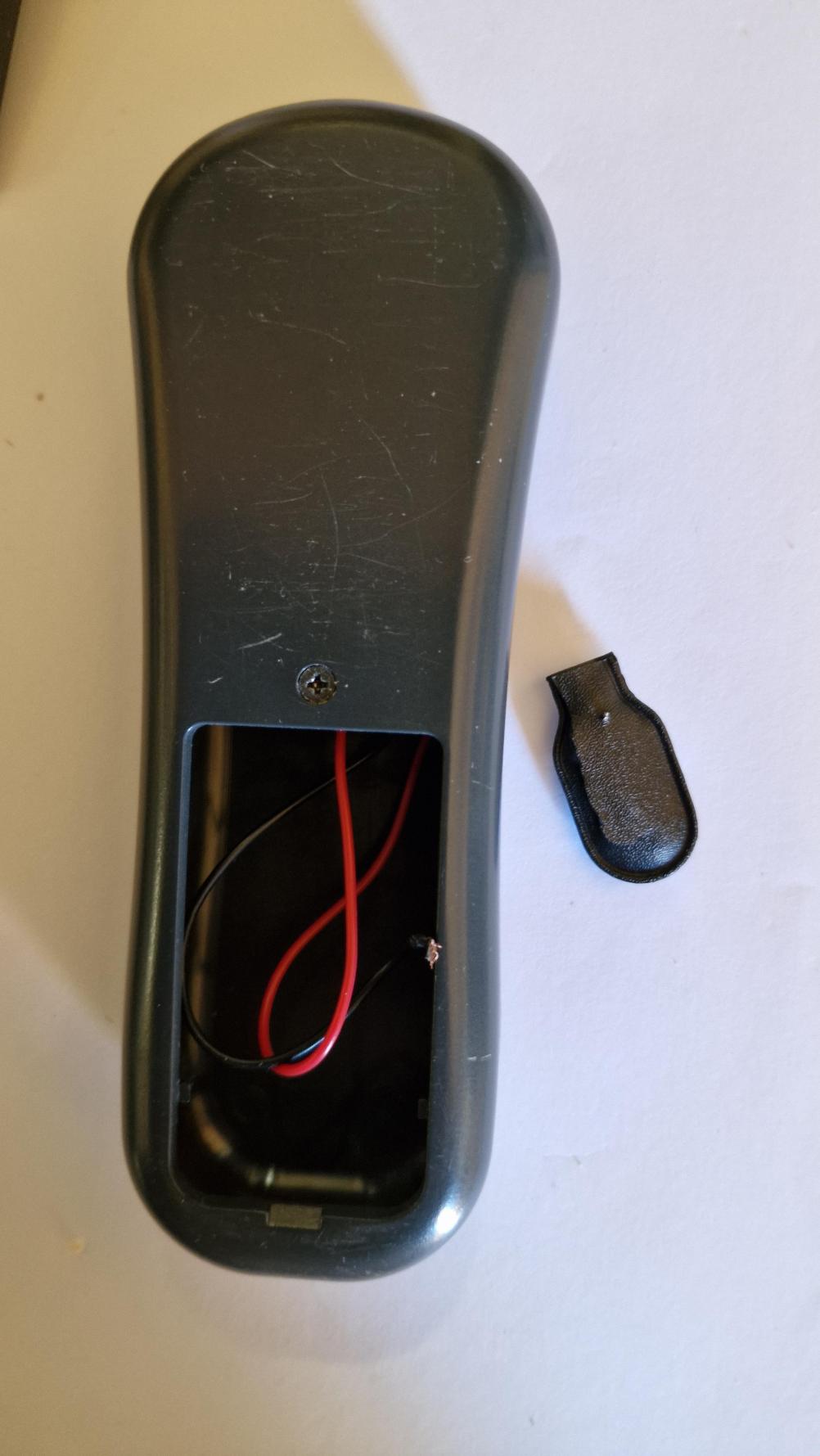 KIB-63600  Remote Control - Inside Image