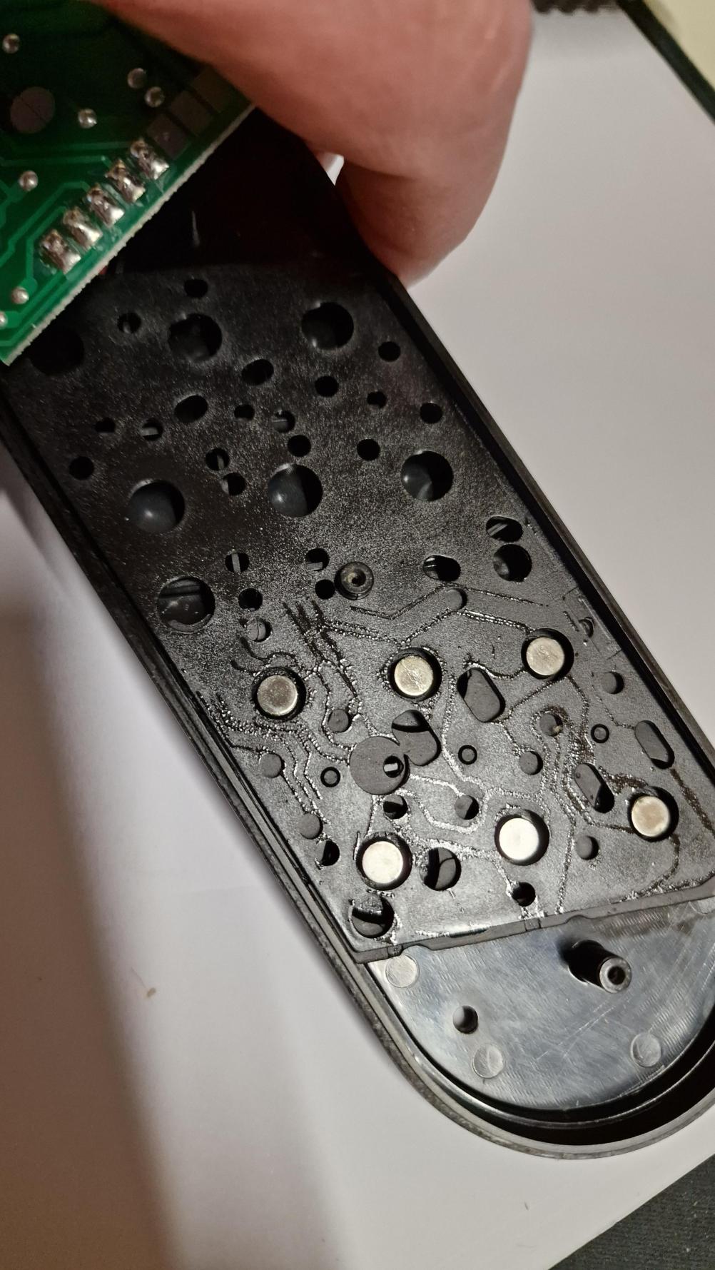 Hulsta  Remote Control - Inside Image