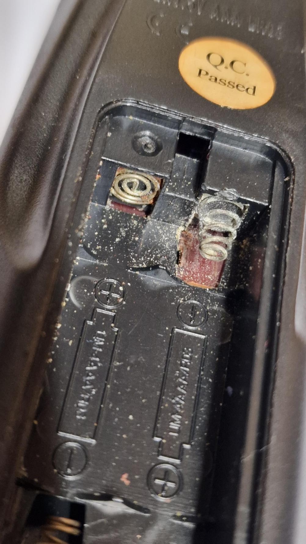 Exbury  EBY15 Remote Control - Inside Image