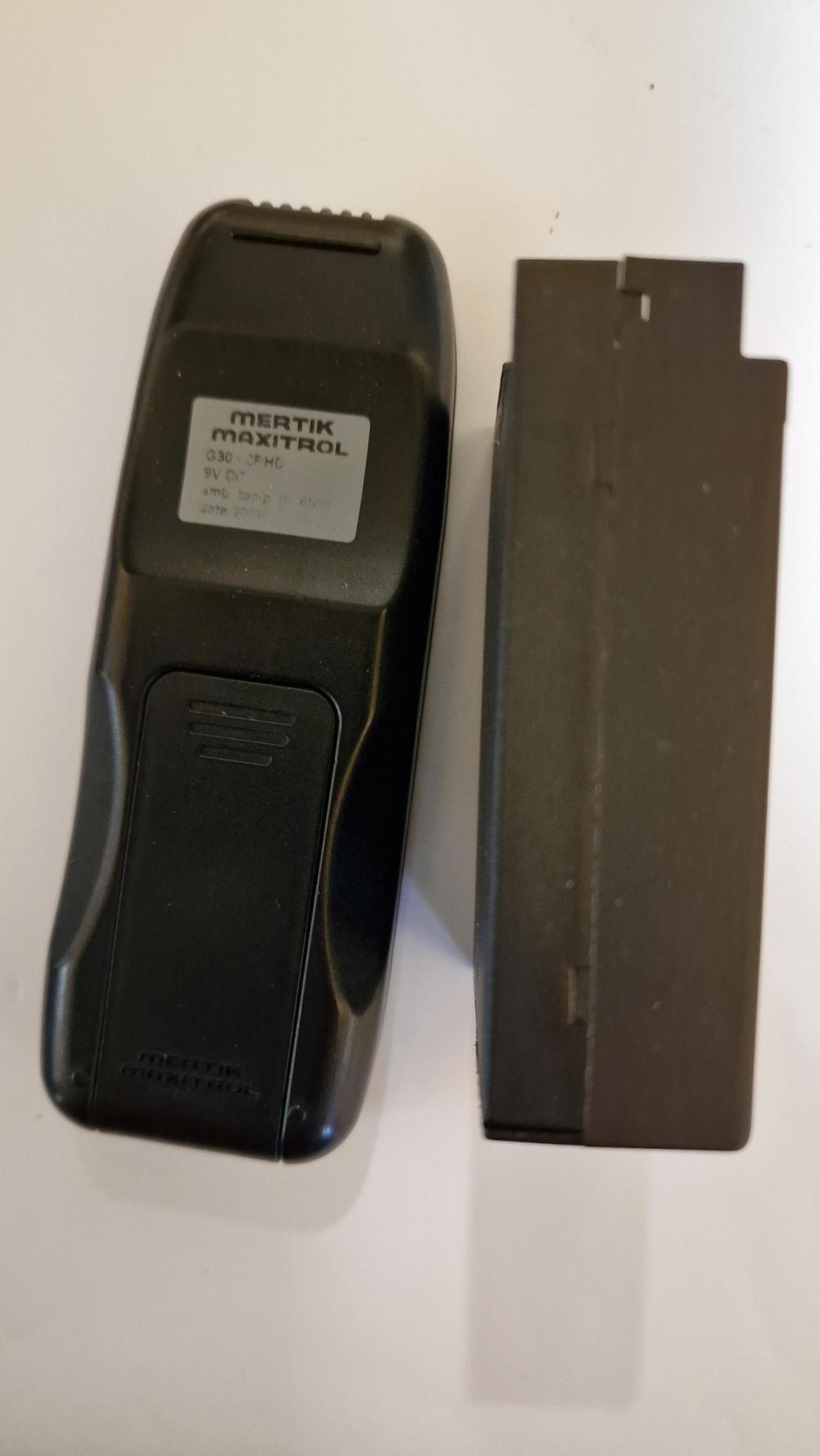 Mertik  G30-ZRRS Remote Control - Back Image