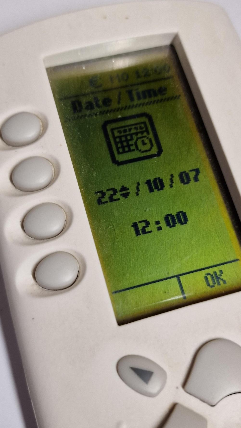 Kalirel, RCYV2-07 Remote Control - Inside Image