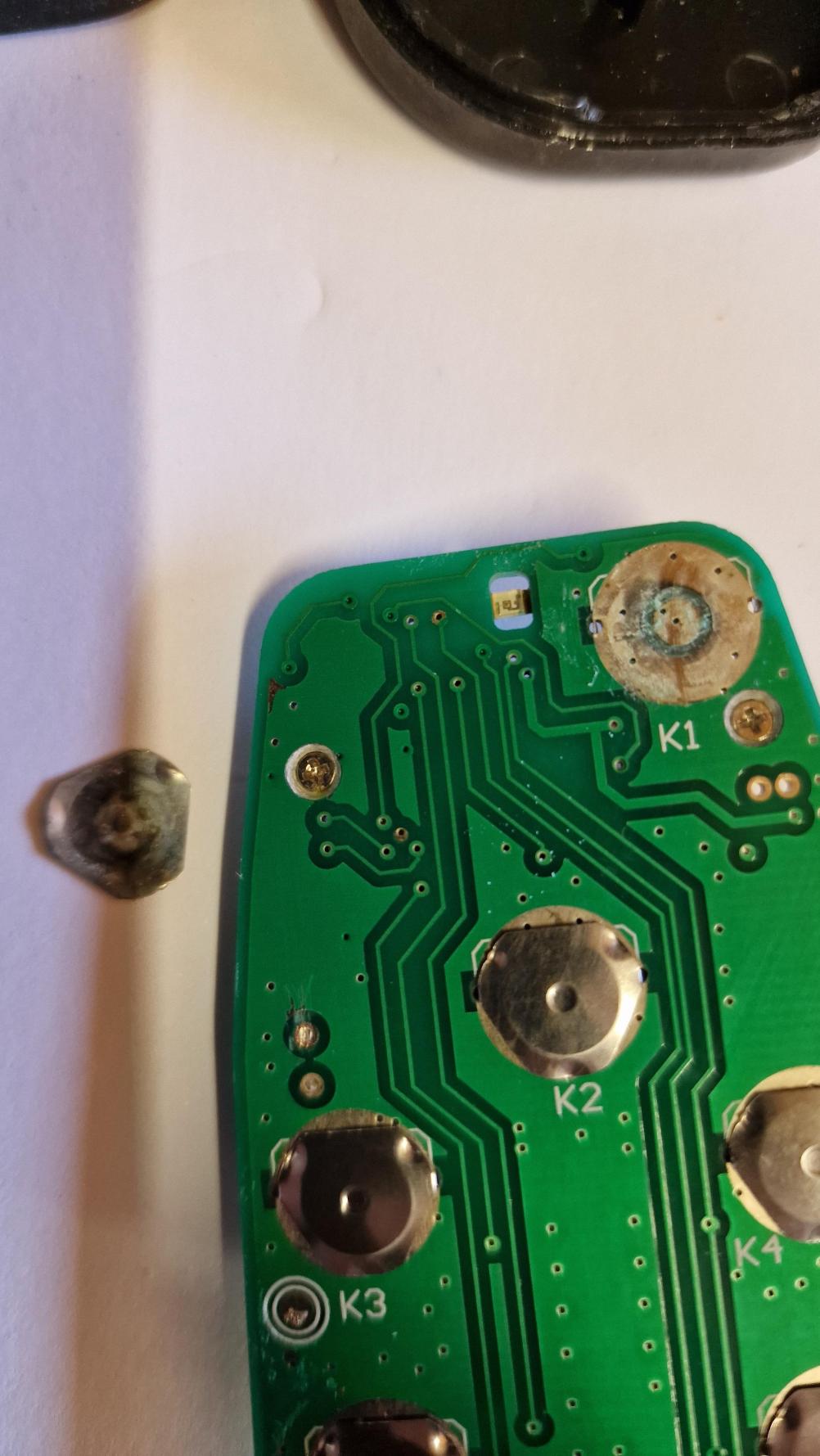 Enduro  Purple line Remote Control - Inside Image