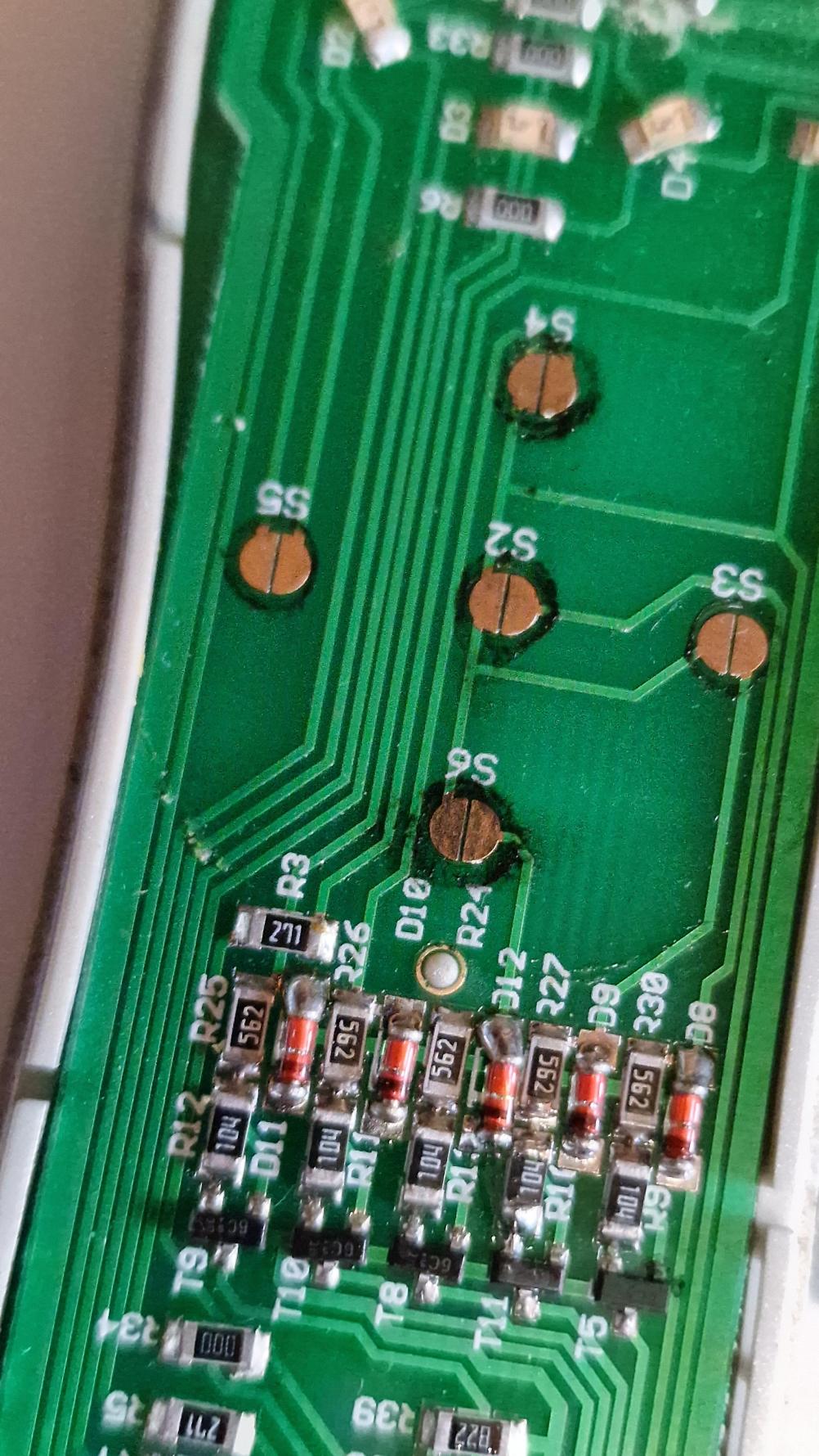 Hulsta  Remote Control - Inside Image