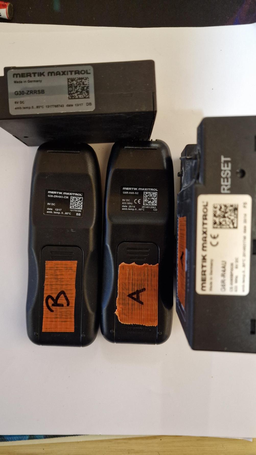 Mertik Maxitrol  Remote Control - Back Image