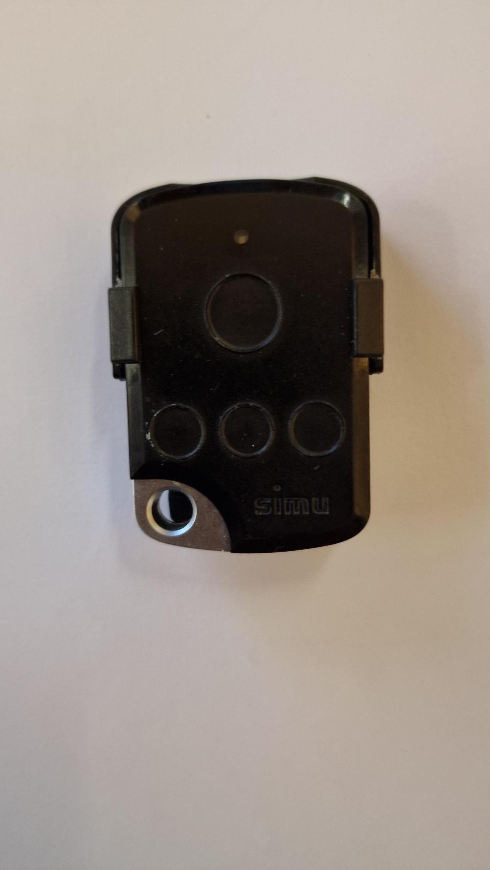 SIMU  Remote Control - Front Image