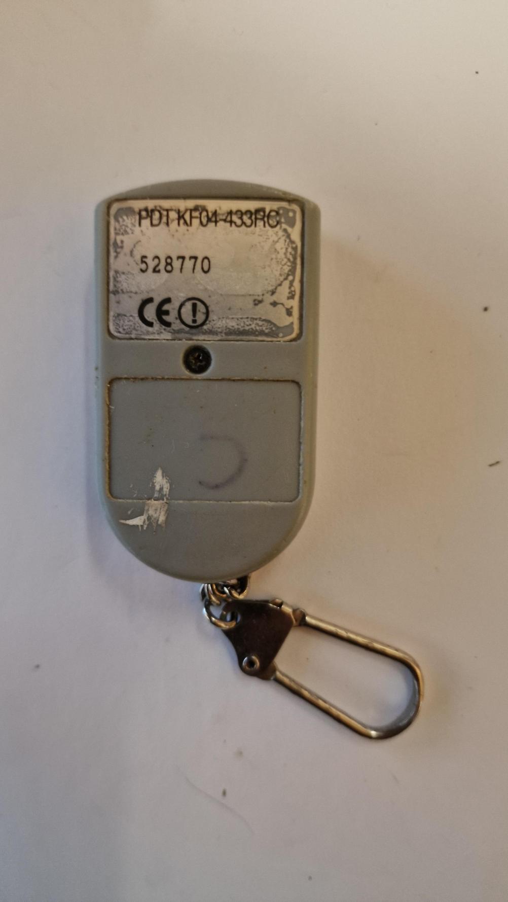 PDTKF04-433RC  Remote Control - Back Image
