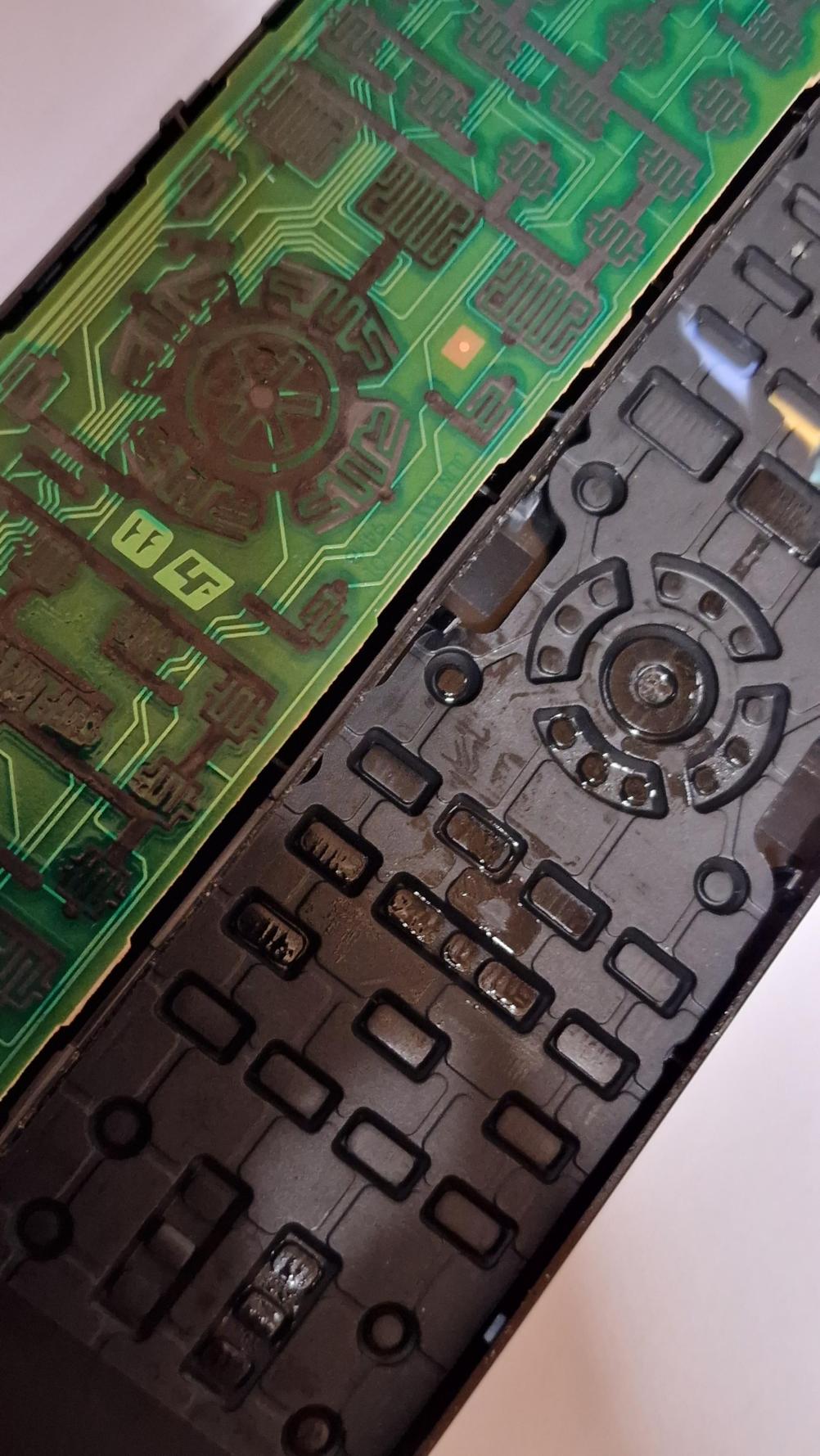 Sony HDD RMT-D259 Remote Control - Inside Image
