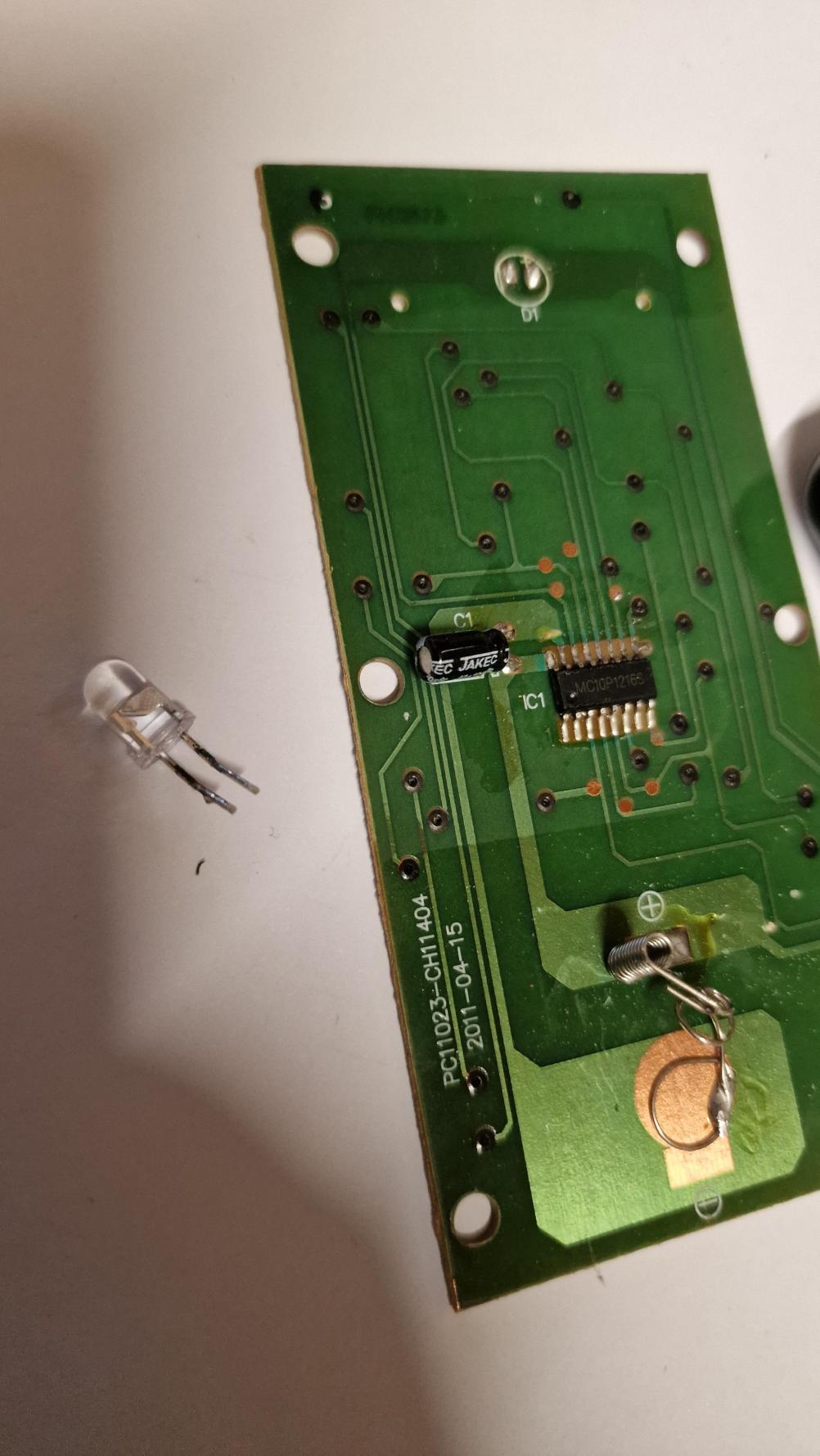 Evoke Focalpoint Remote Control - Inside Image