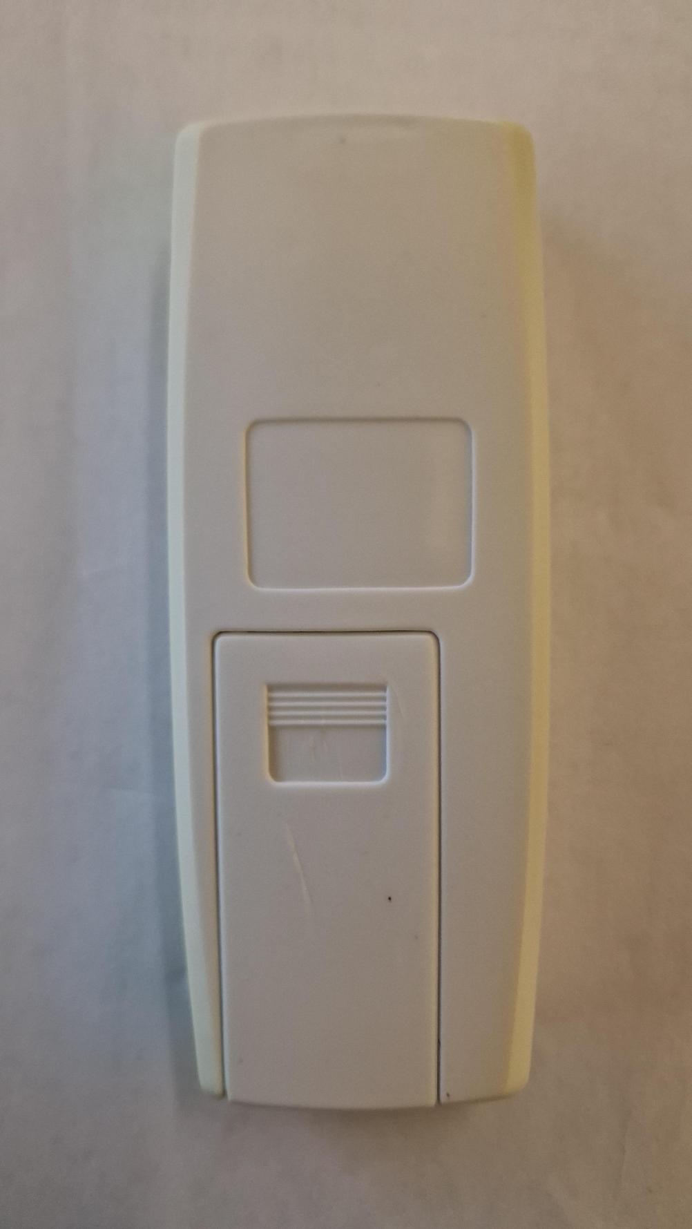 Valor Dream Slimline 850 Gold Remote Control - Back Image
