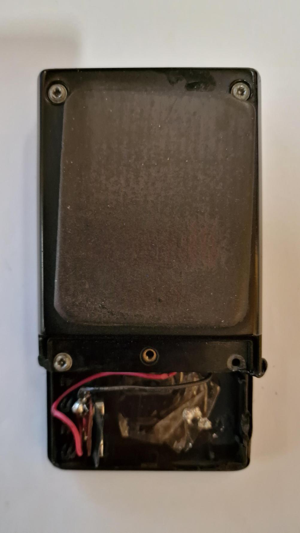 HH intertech  Remote Control - Back Image