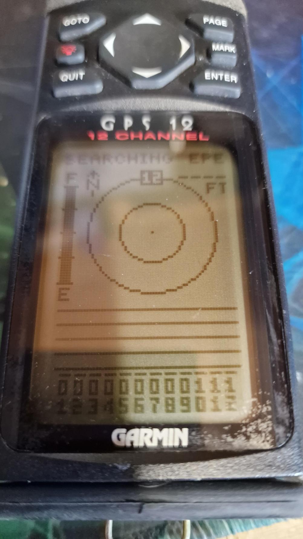 Garmin  DPS 12 Remote Control - Inside Image
