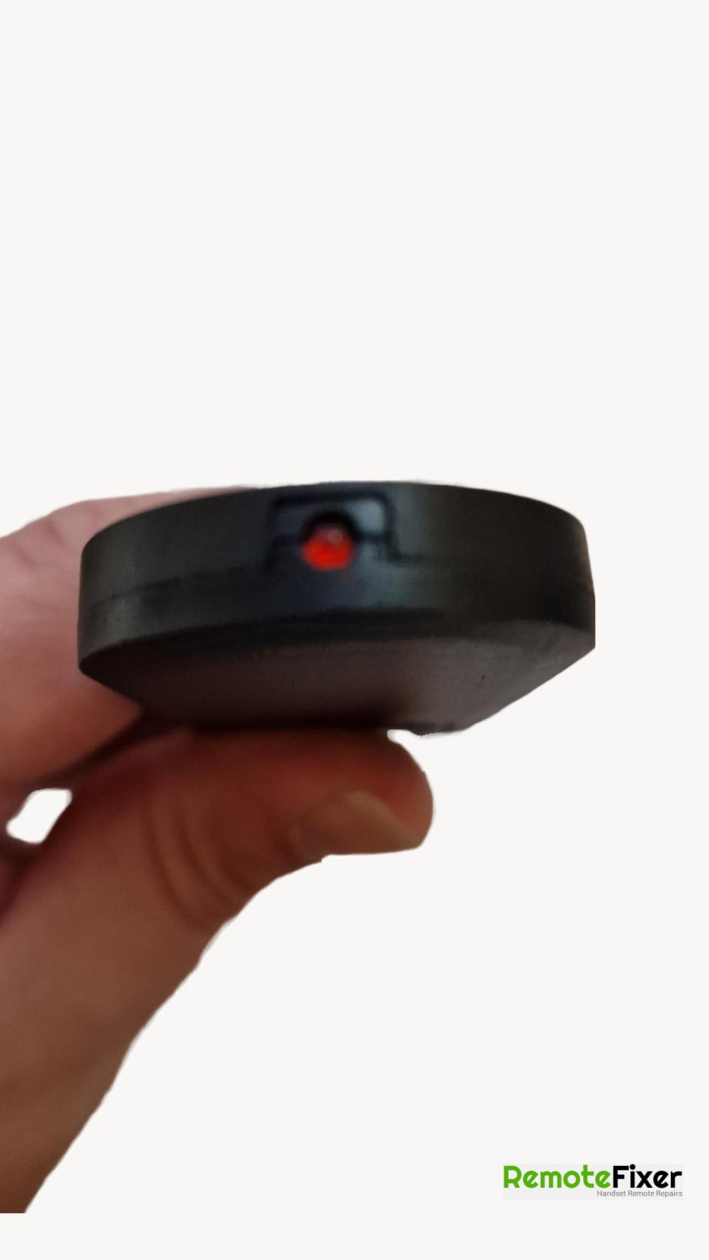 Homcom  a90-246v70bk_a90-246 Remote Control - Inside Image