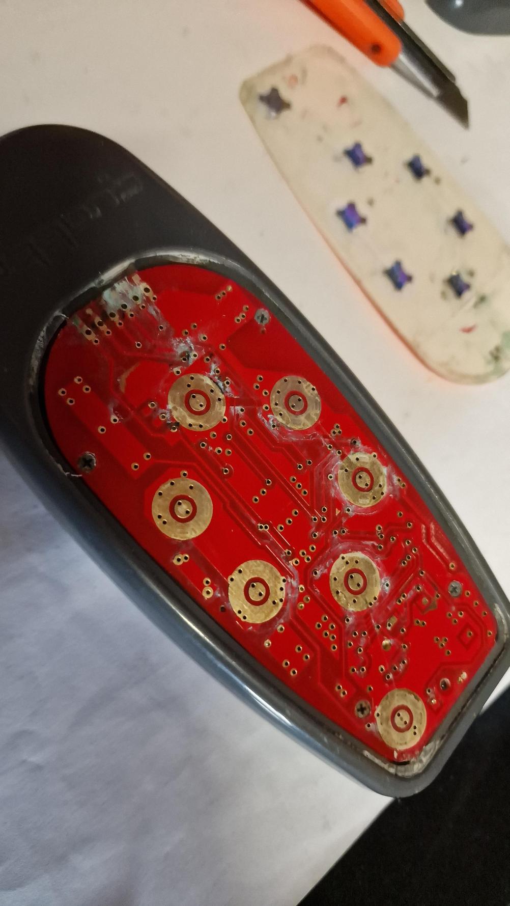 Quattro  Remote Control - Inside Image