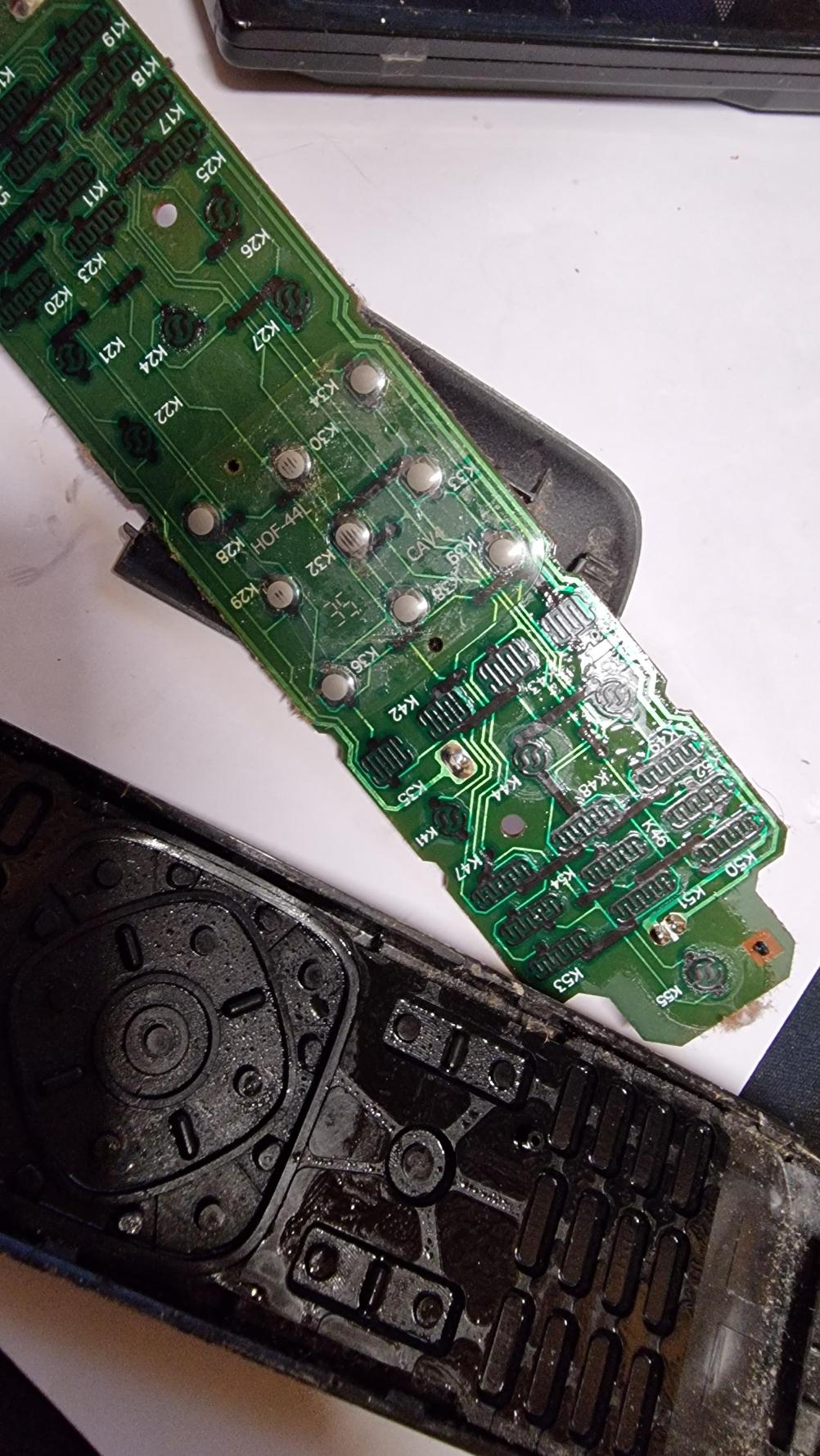 Philips   Remote Control - Inside Image