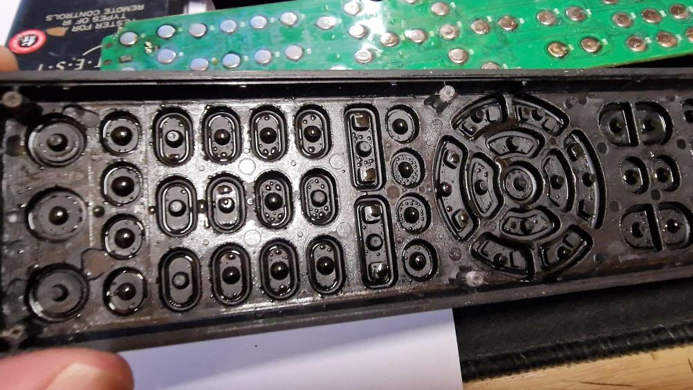 Sony rmf-tx200e Remote Control - Inside Image